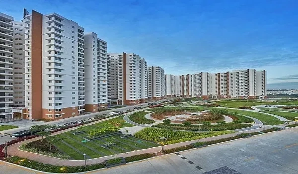 Featured Image of Tharahunise to Whitefield Distance
